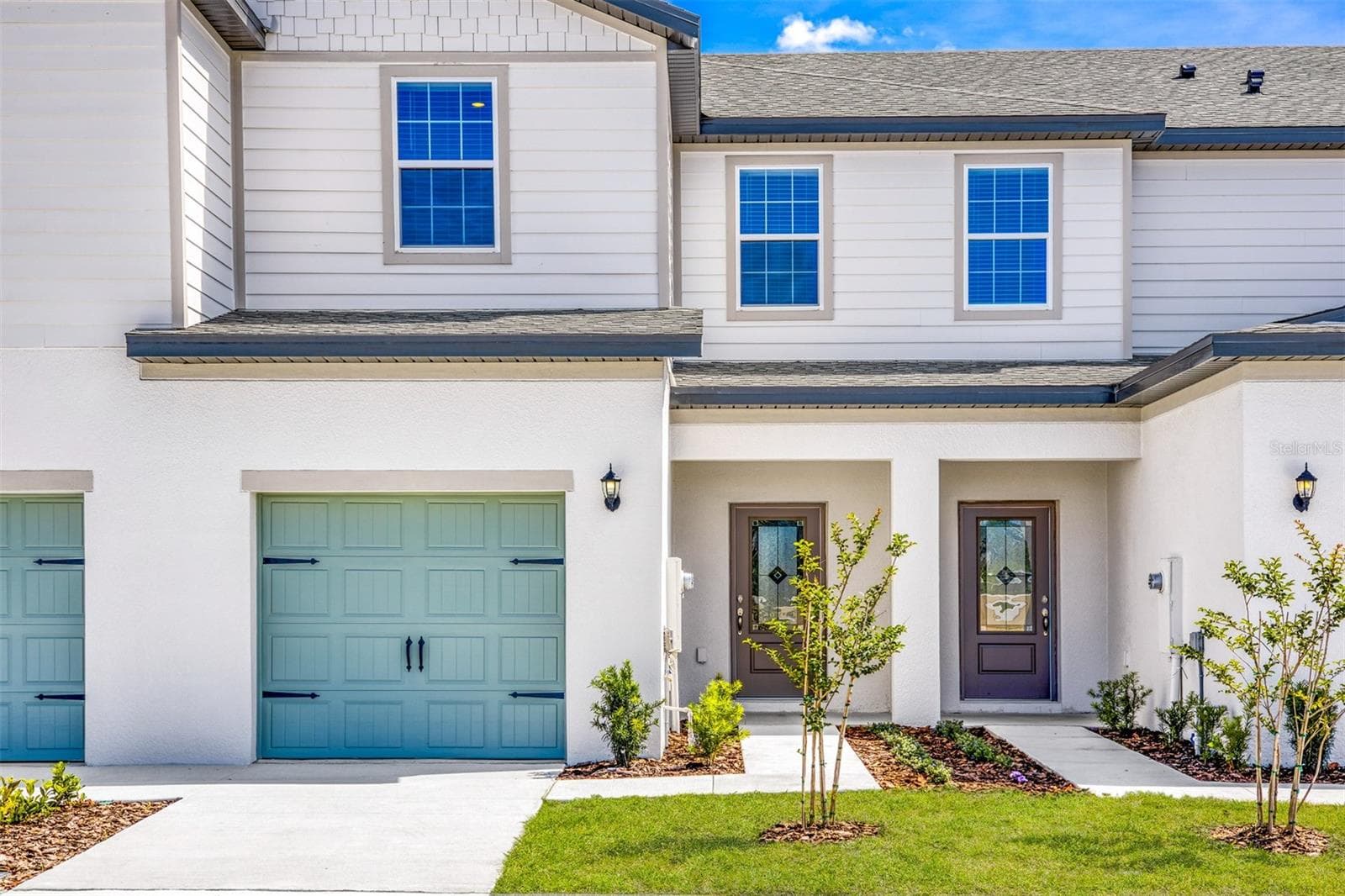 672 POPPY LN