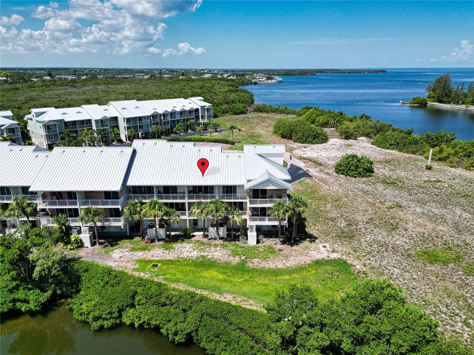 Townhouse at 3273 MANGROVE POINT DR, RUSKIN, photo 4 of 71
