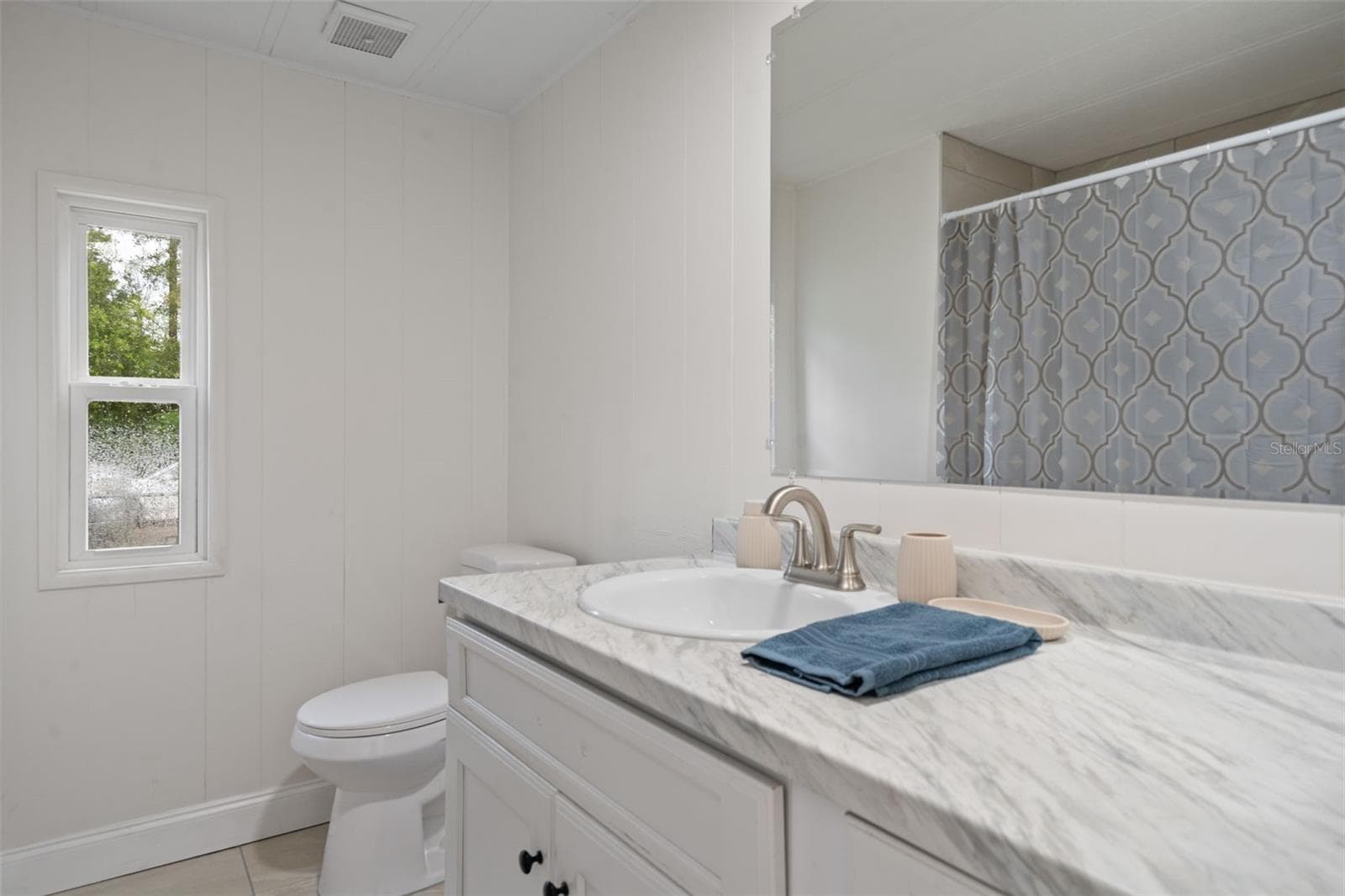 Manufactured Home at 3450 OSAGE DR, ZEPHYRHILLS, photo 6 of 27