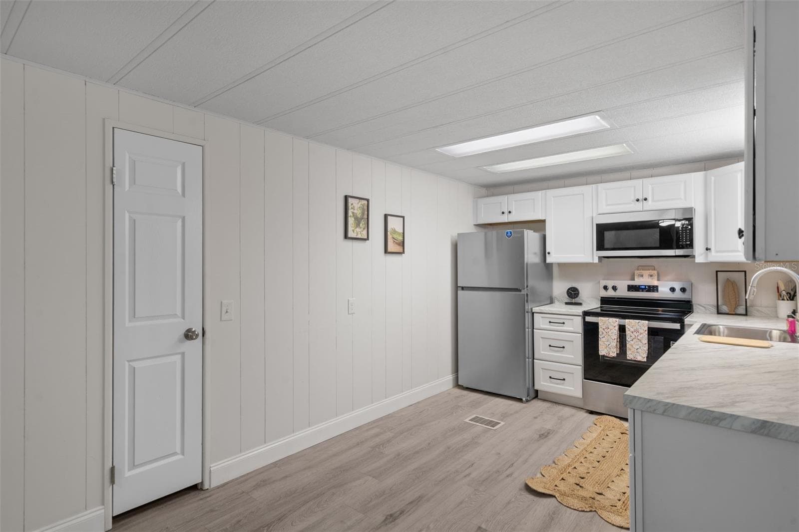 Manufactured Home at 3450 OSAGE DR, ZEPHYRHILLS, photo 7 of 27