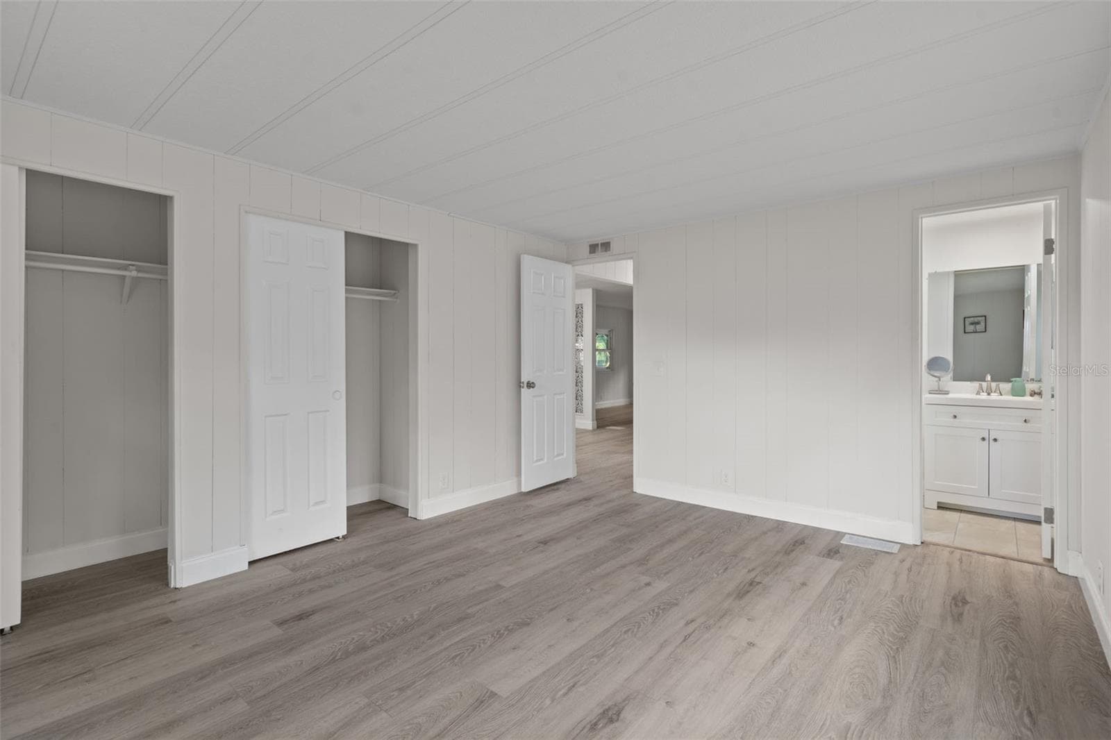 Manufactured Home at 3450 OSAGE DR, ZEPHYRHILLS, photo 18 of 27