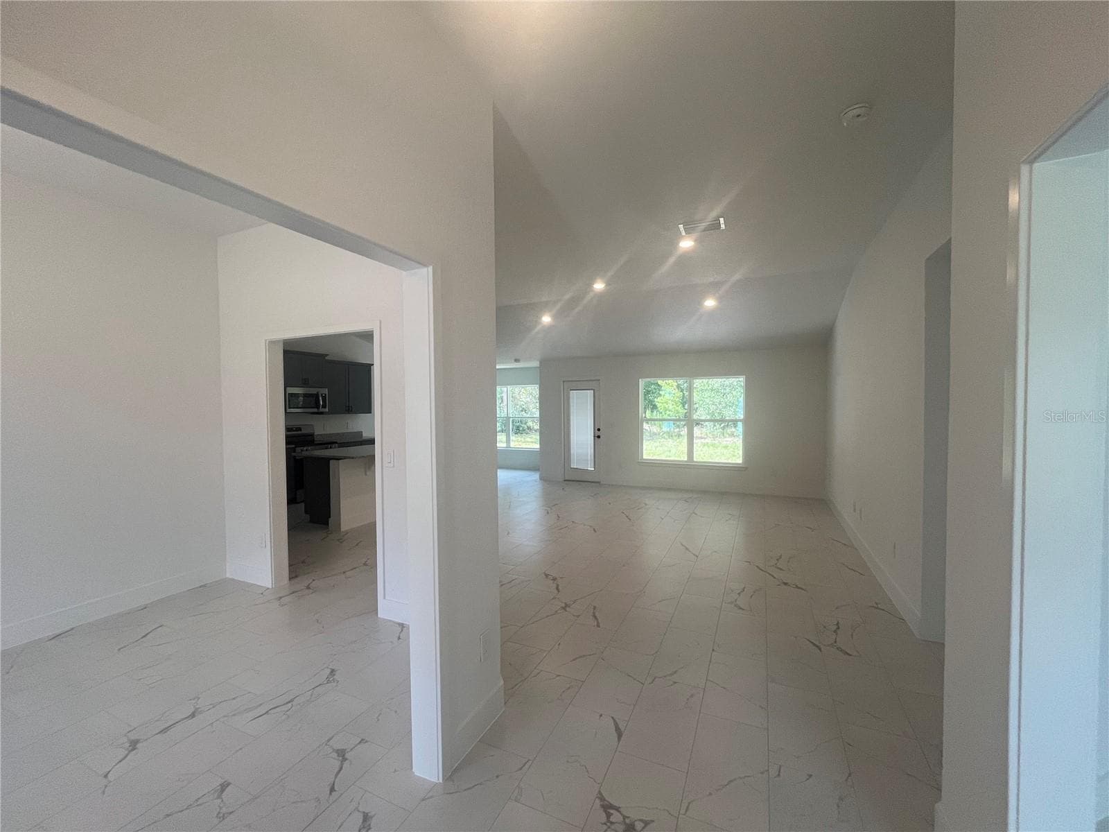 Under construction. Photos are from the same model in another community and are for reference only. Colors will vary. - 18 HEMLOCK TERRACE TRL, OCALA