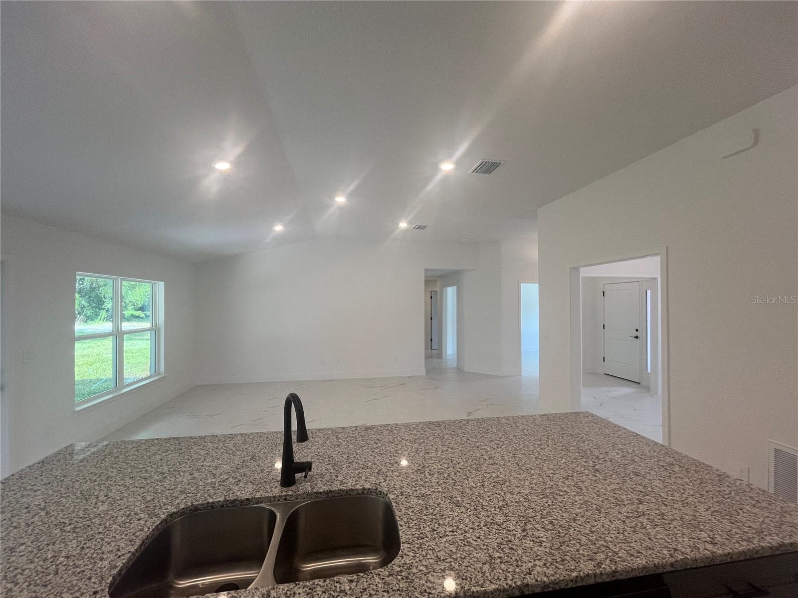 Under construction. Photos are from the same model in another community and are for reference only. Colors will vary. - 18 HEMLOCK TERRACE TRL, OCALA