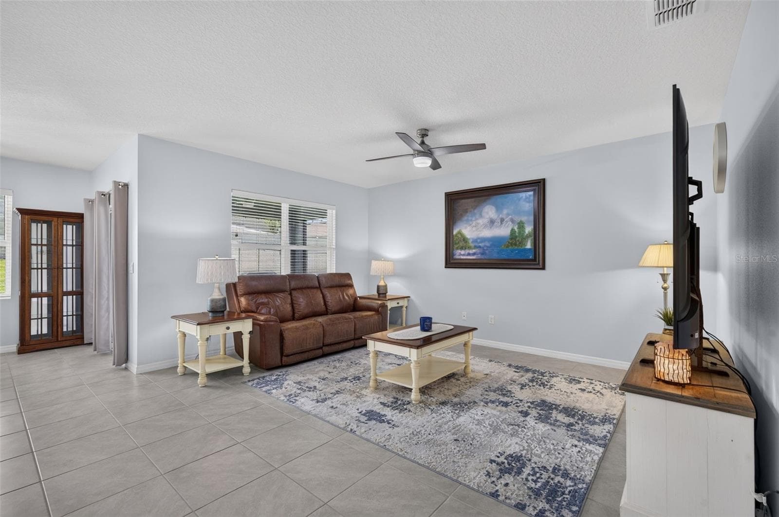 Single Family Residence at 5264 GREENHEART AVE, MOUNT DORA, photo 5 of 34
