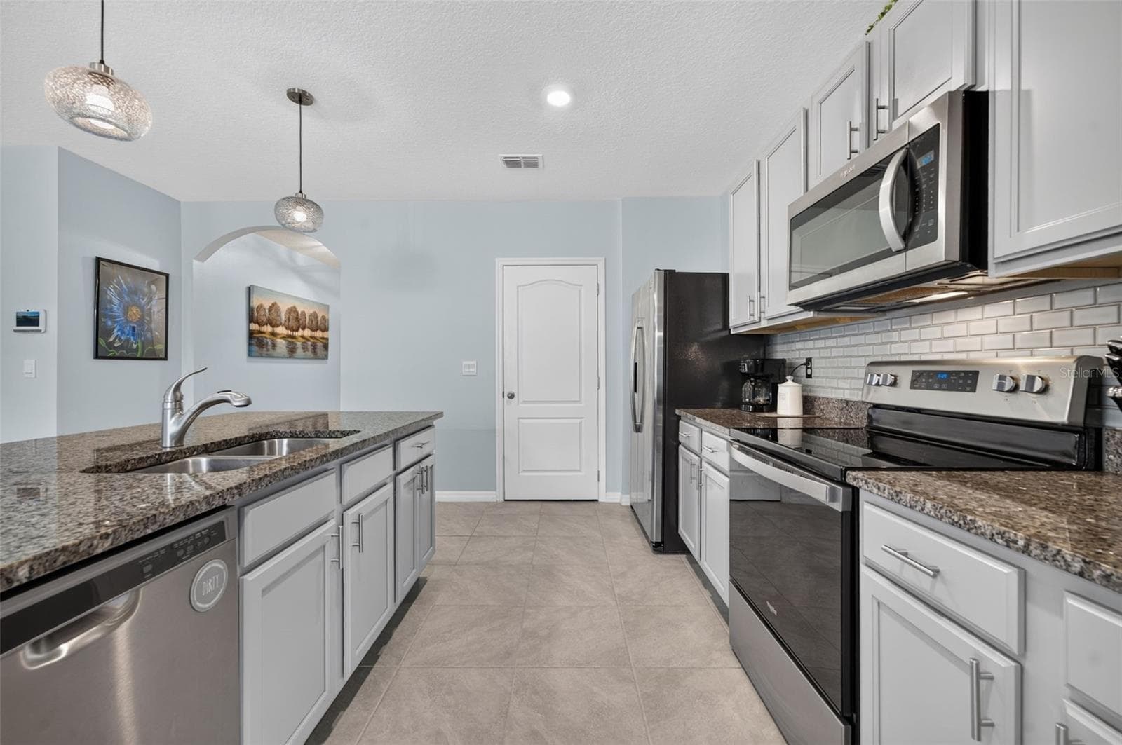Single Family Residence at 5264 GREENHEART AVE, MOUNT DORA, photo 12 of 34