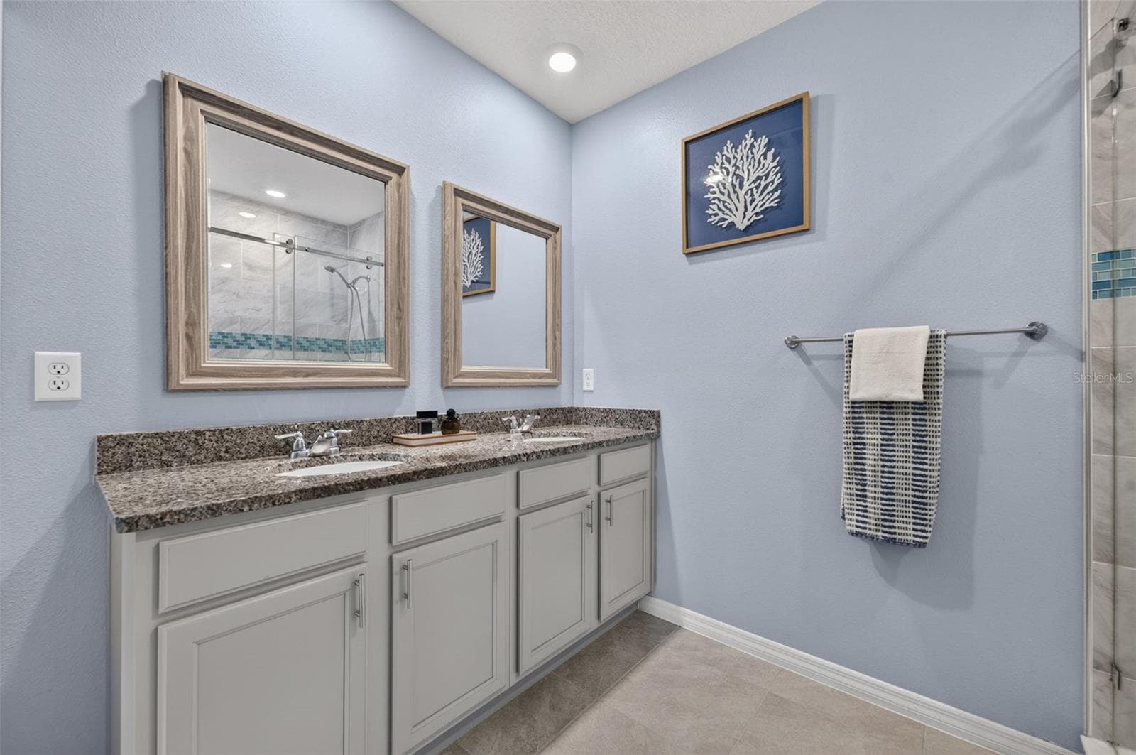 Single Family Residence at 5264 GREENHEART AVE, MOUNT DORA, photo 18 of 34