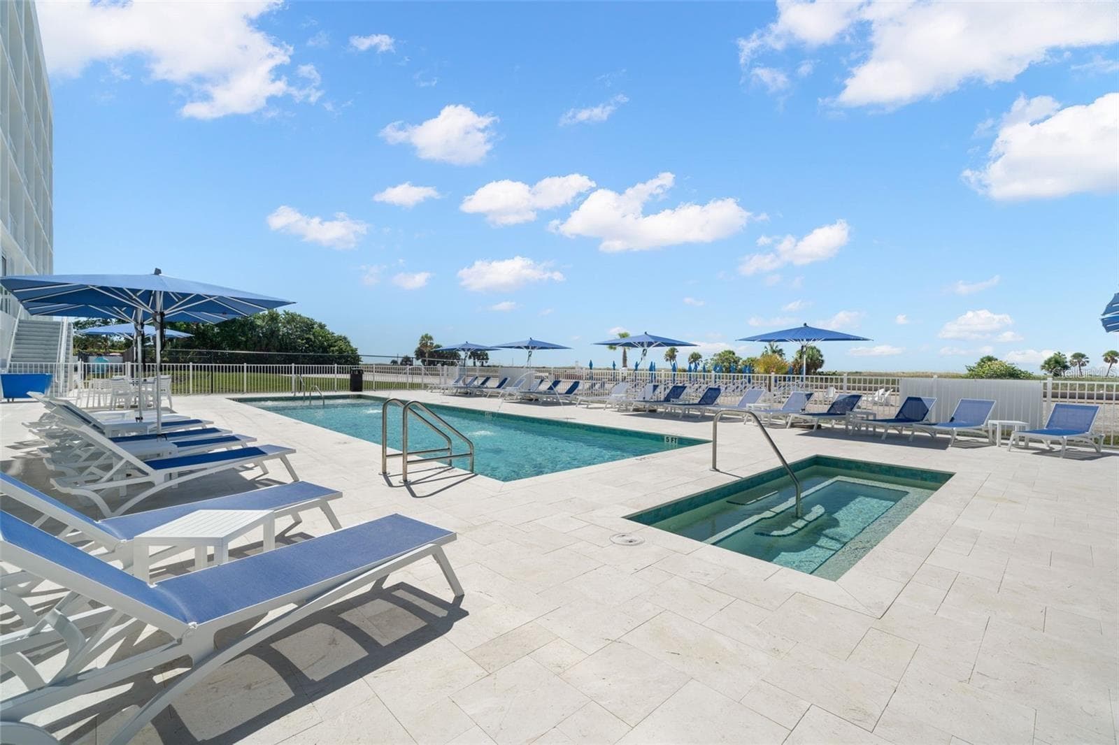 HEATED POOL AND SPA - 11500 GULF BLVD #304, TREASURE ISLAND