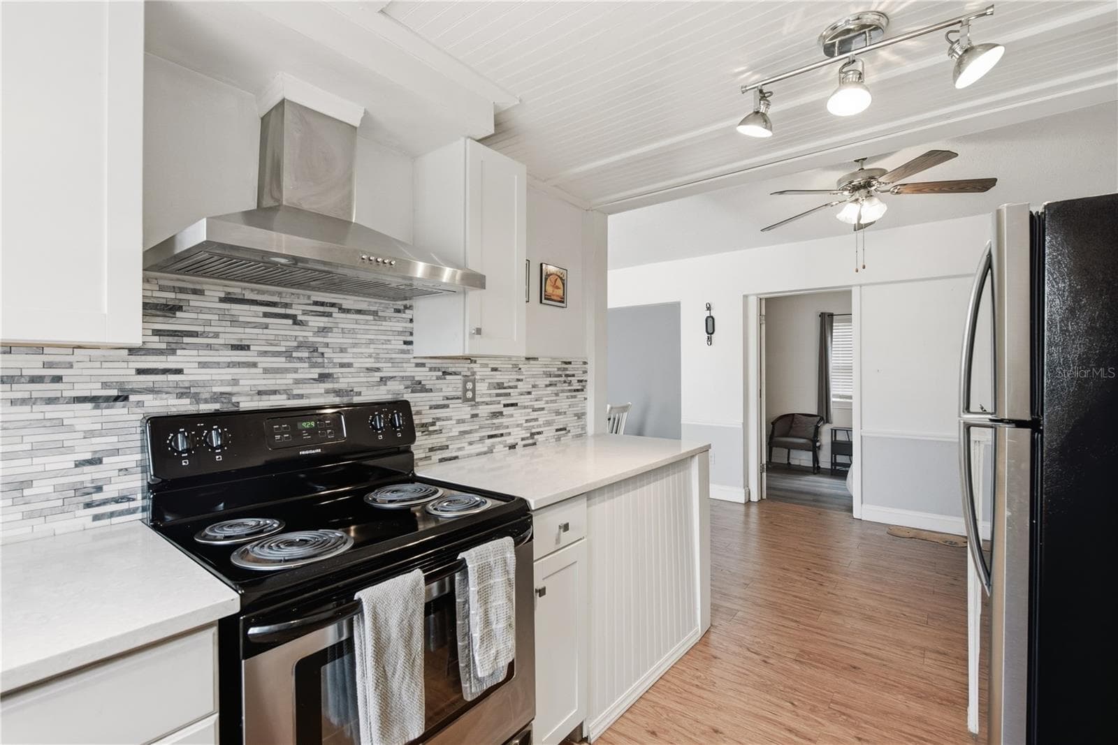 538 Kitchen - 536 PATRICIA AVE, DUNEDIN