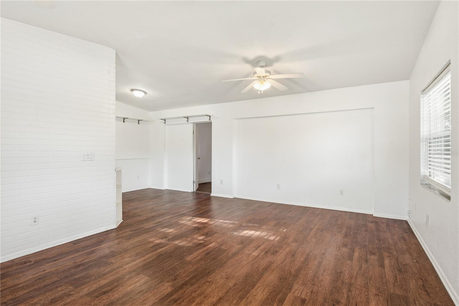 536 Living Room - 536 PATRICIA AVE, DUNEDIN
