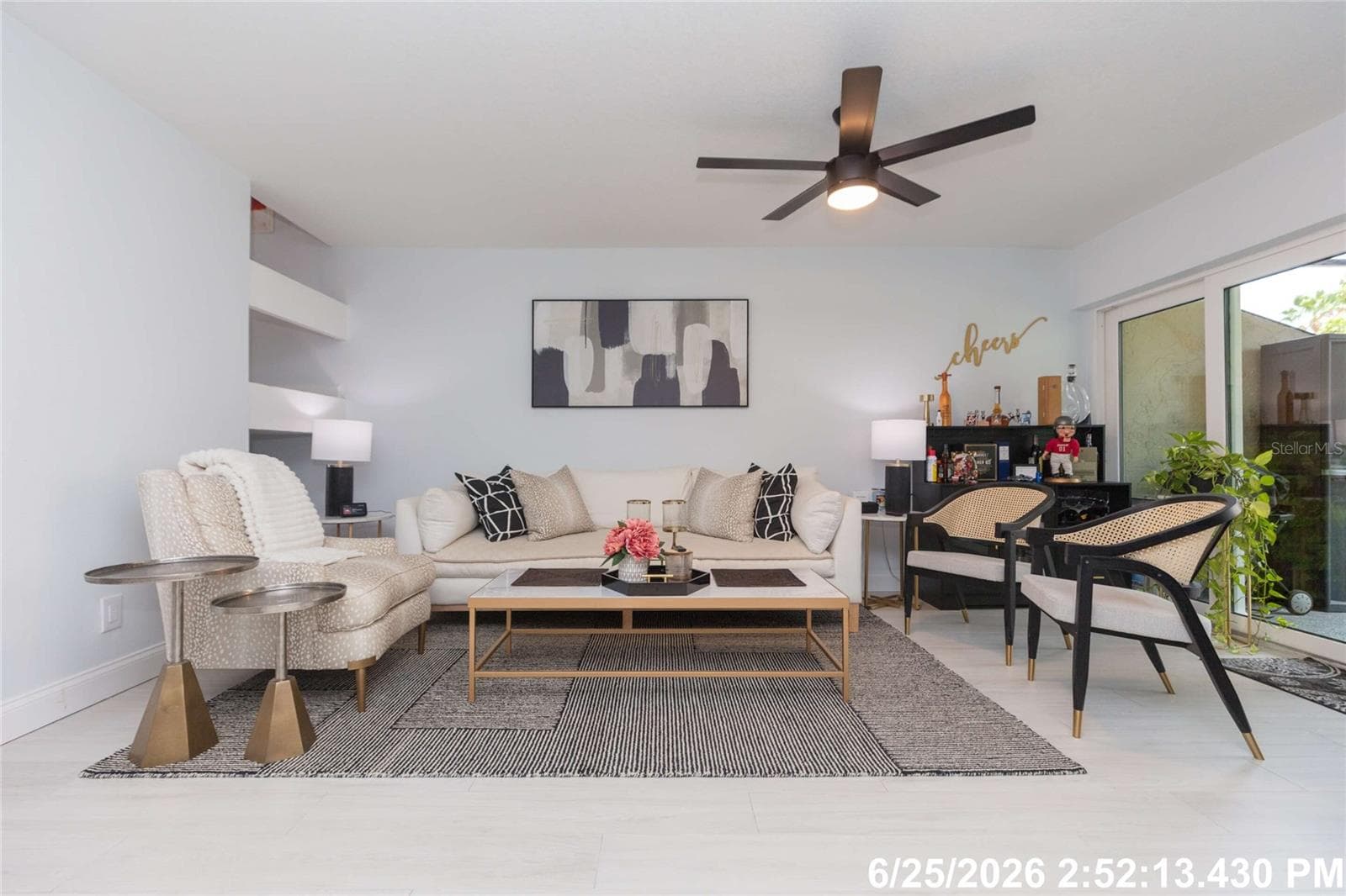 Living Room - 4207 FOGCUTTER CT, TAMPA