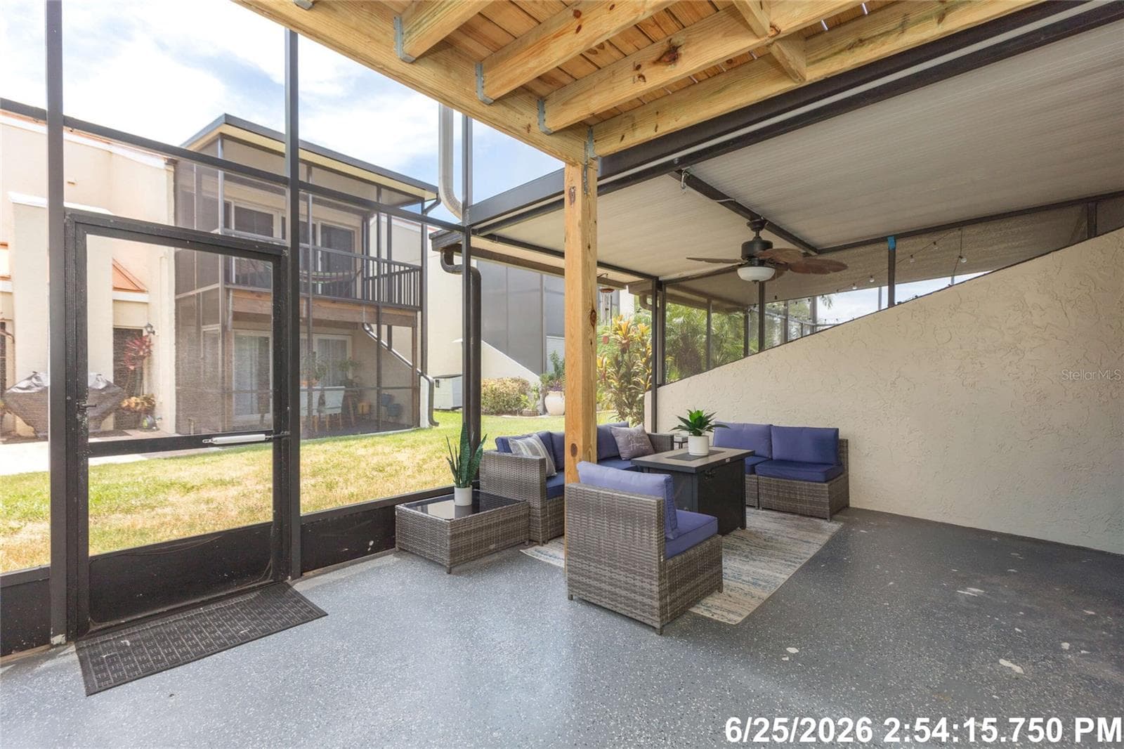 Townhouse at 4207 FOGCUTTER CT, TAMPA, photo 51 of 79