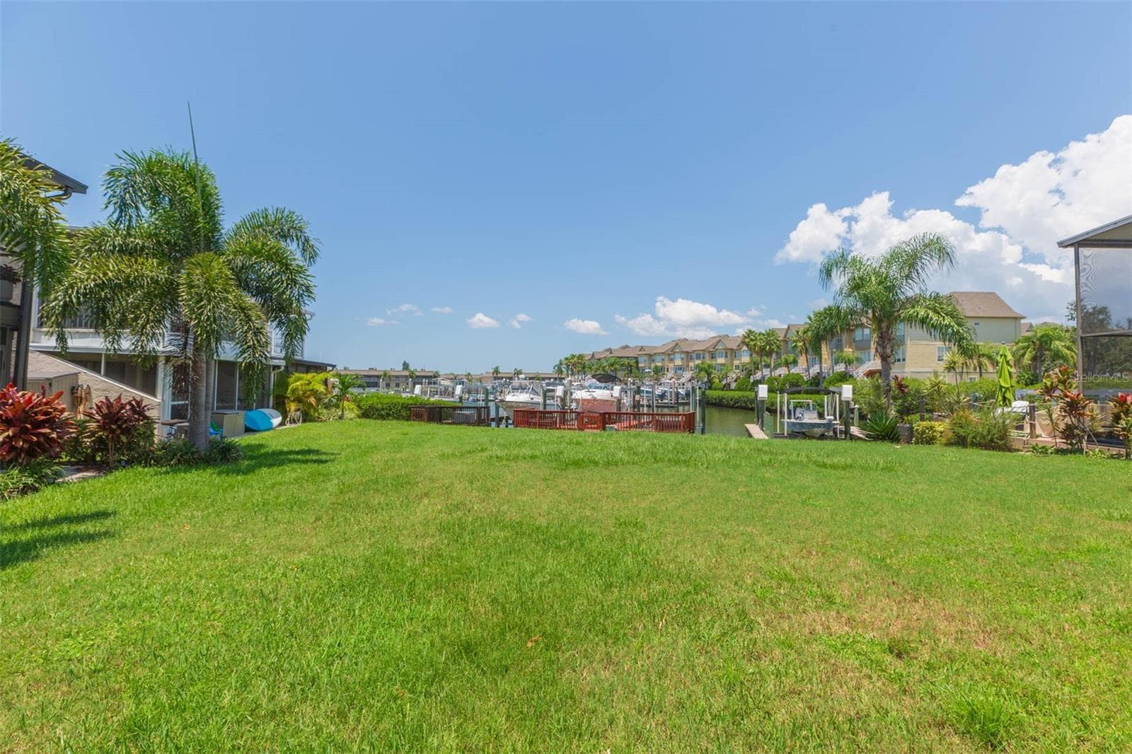 Townhouse at 4207 FOGCUTTER CT, TAMPA, photo 56 of 79