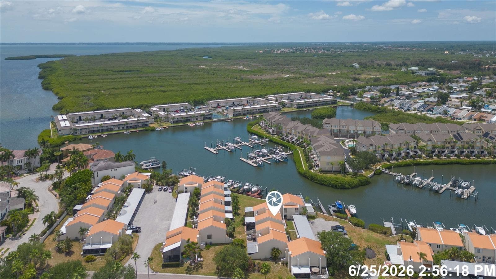 Townhouse at 4207 FOGCUTTER CT, TAMPA, photo 62 of 79