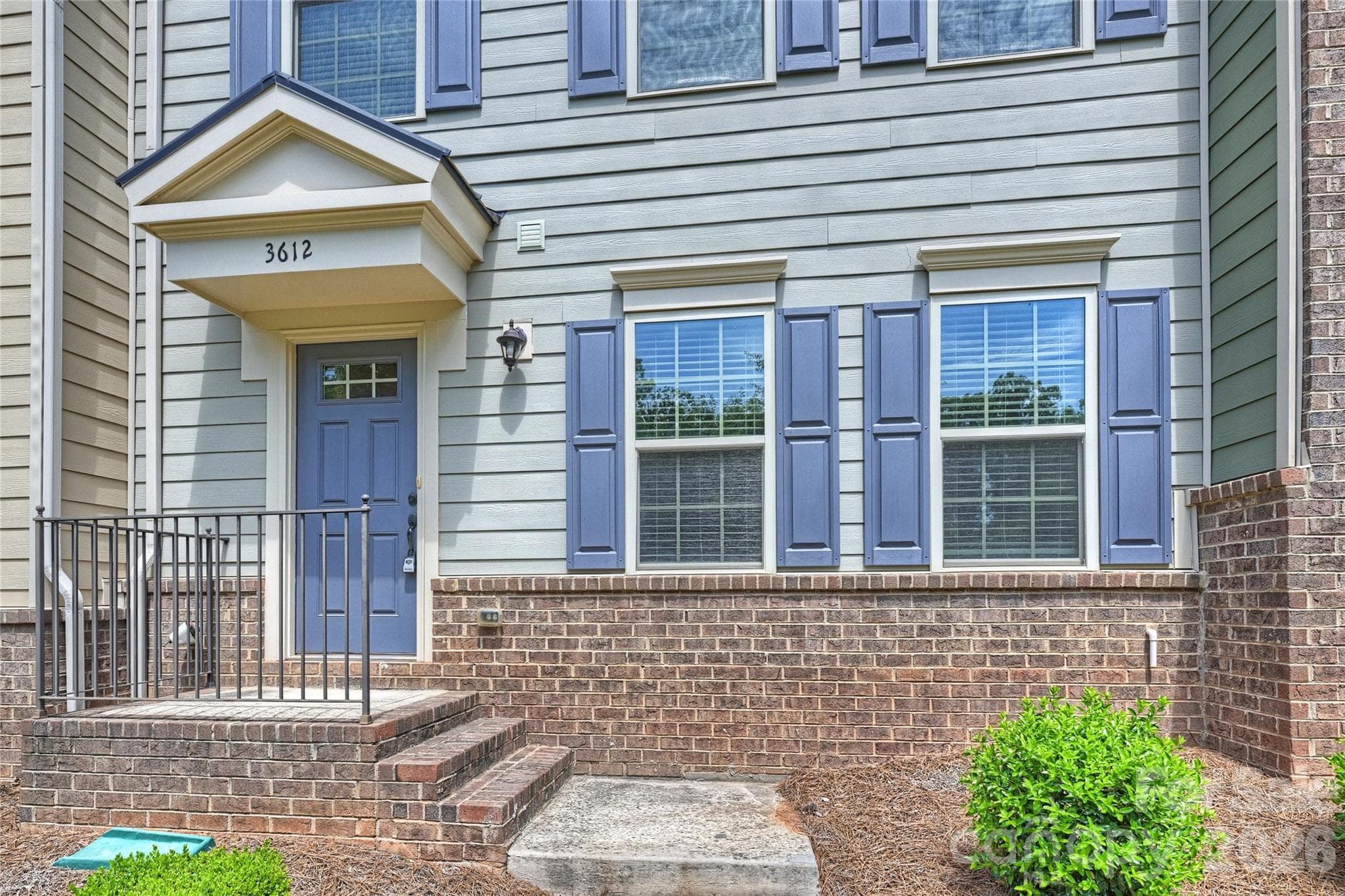 Townhouse at 3612 Speer Boulevard, Charlotte, photo 2 of 18