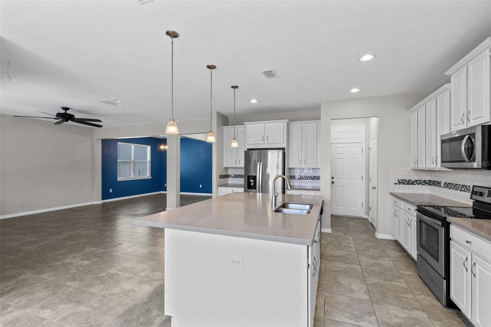 Single Family Residence at 2819 STONEGATE DR, OCOEE, photo 17 of 63