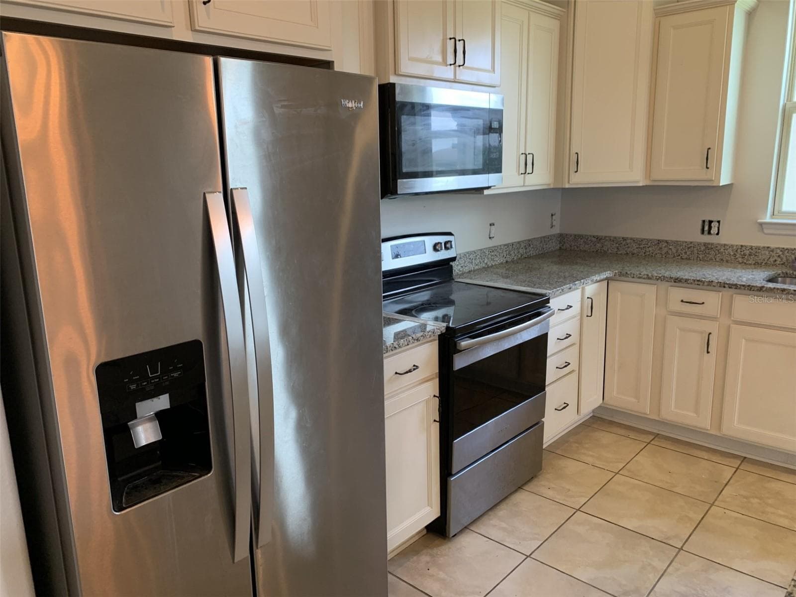 Kitchen - 3966 BAJA DR, ST CLOUD