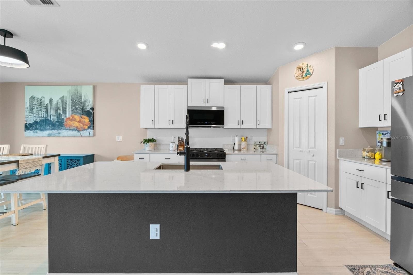 Single Family Residence at 13608 SUNSET SAPPHIRE CT, PARRISH, photo 13 of 46