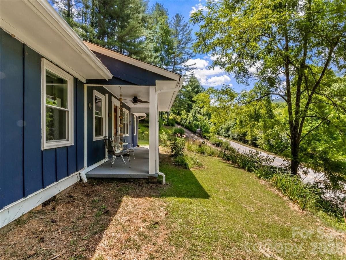 1280 Old Mine Fork Road