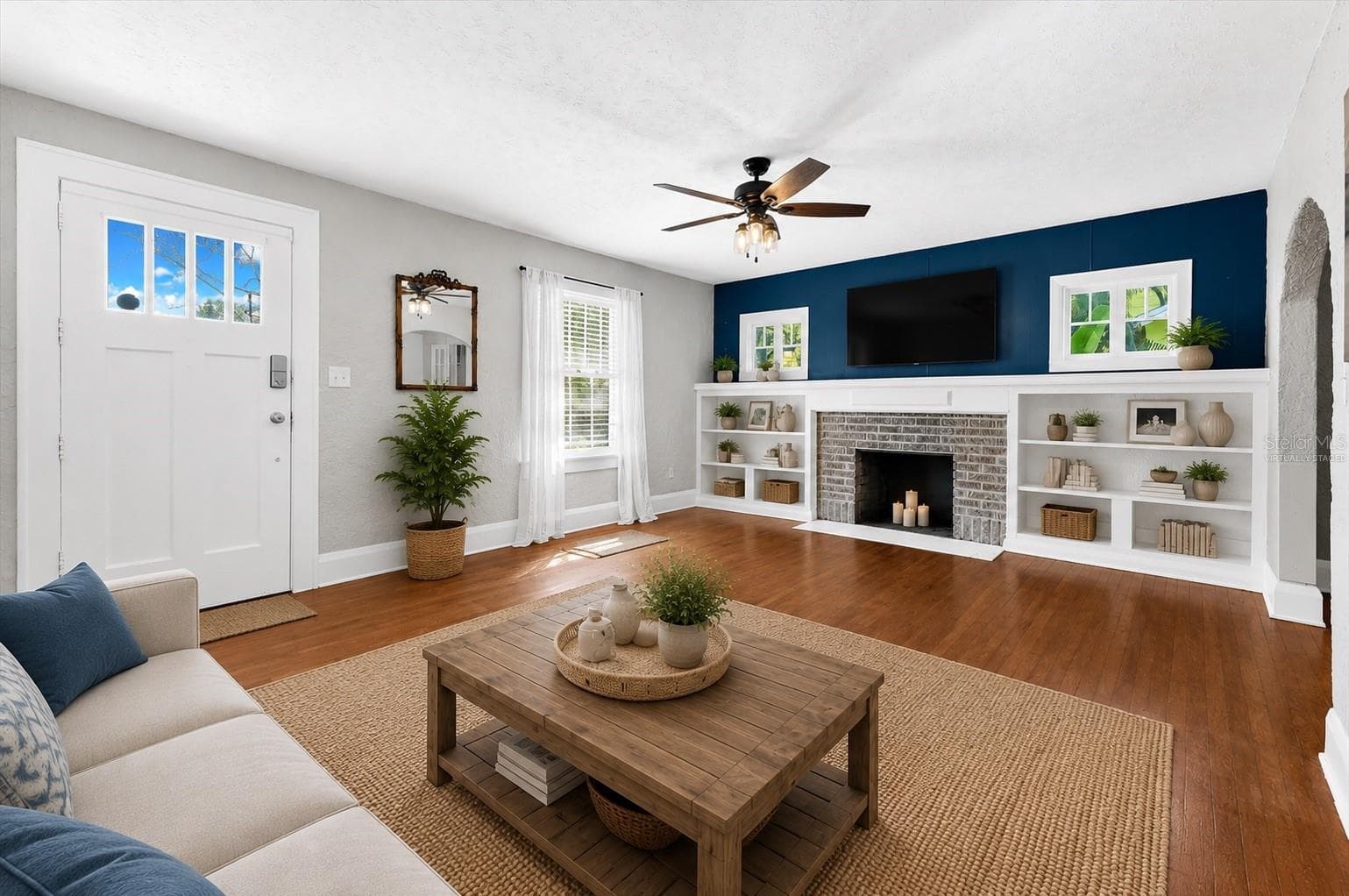 Virtually staged - 2726 8TH AVE W, BRADENTON
