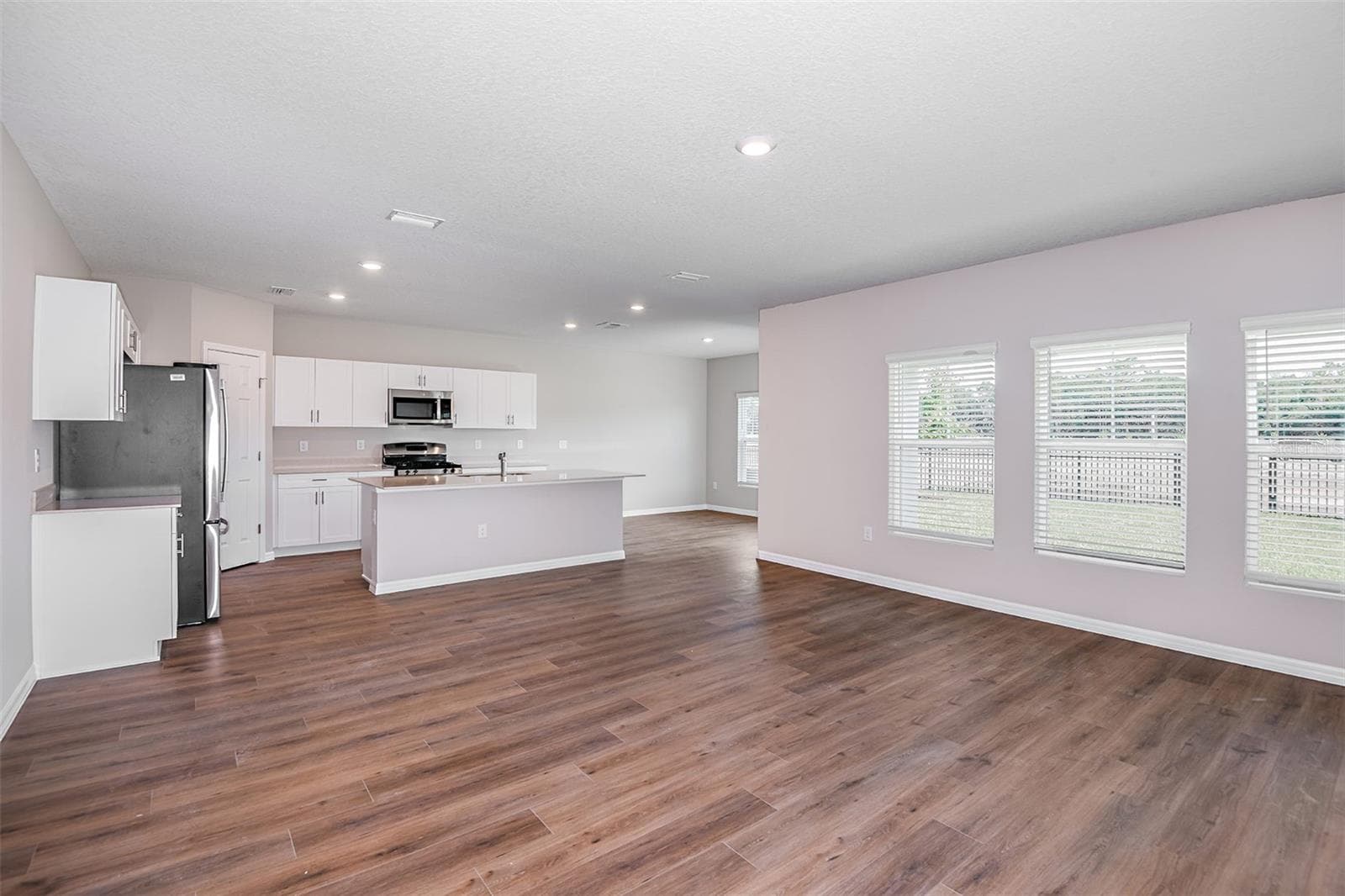Single Family Residence at 36613 SAGEMOOR DR, ZEPHYRHILLS, photo 11 of 30