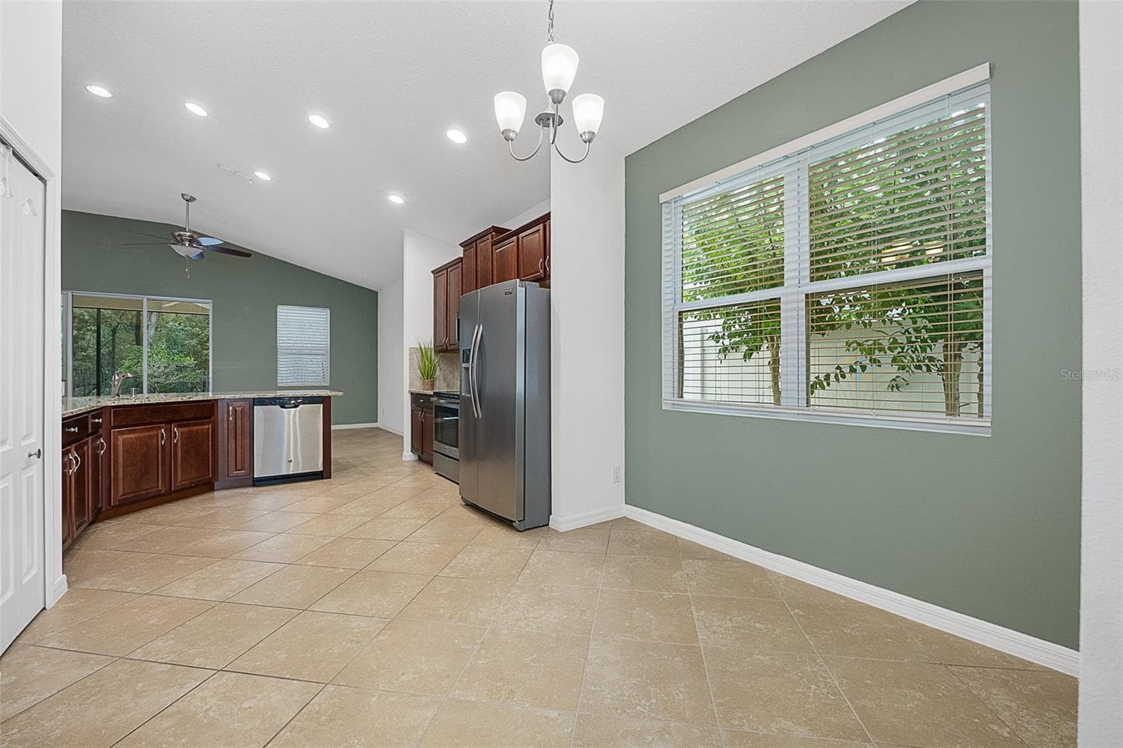 Single Family Residence at 740 PREAKNESS CIR, DELAND, photo 10 of 43