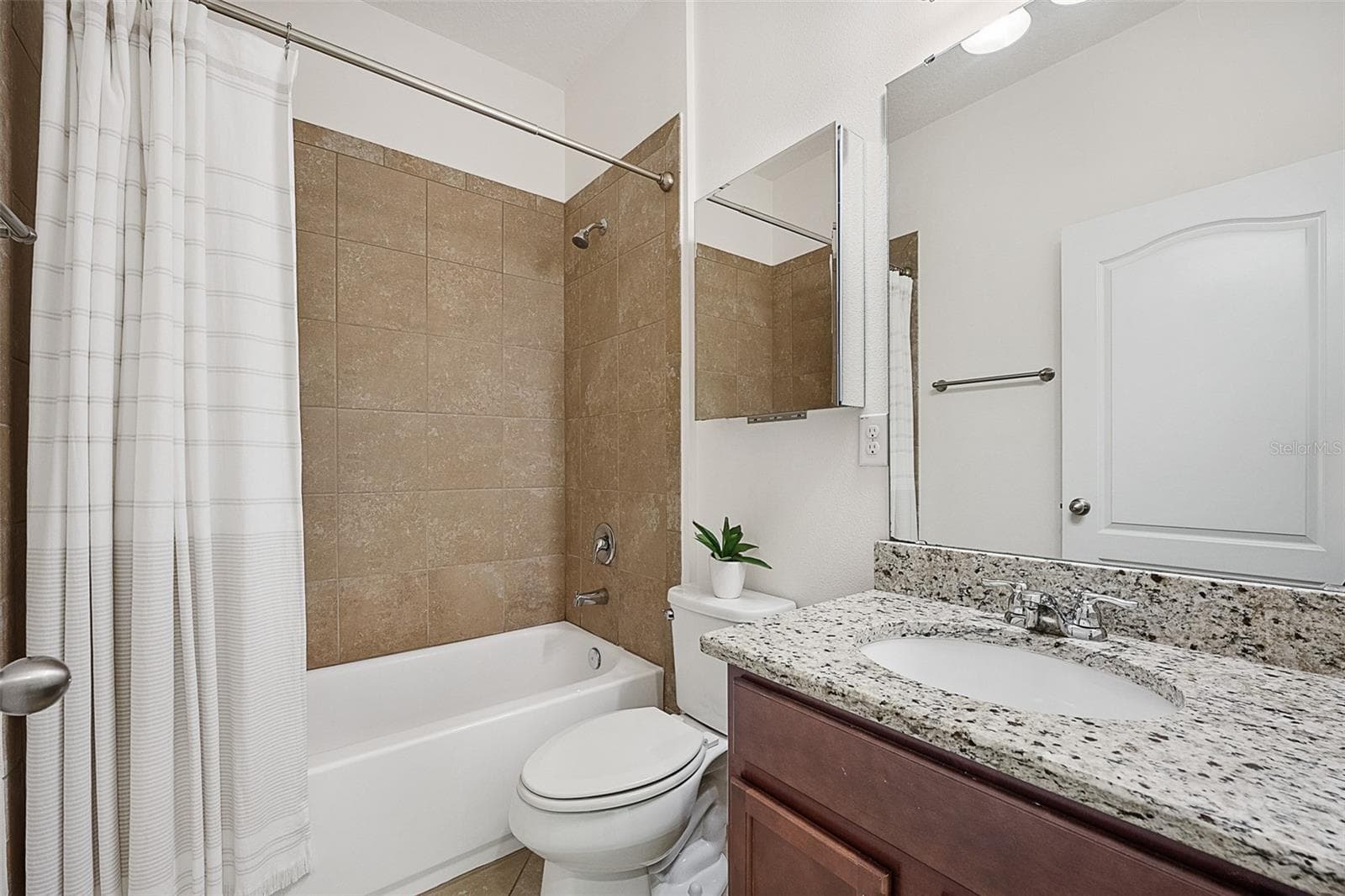 Single Family Residence at 740 PREAKNESS CIR, DELAND, photo 29 of 43