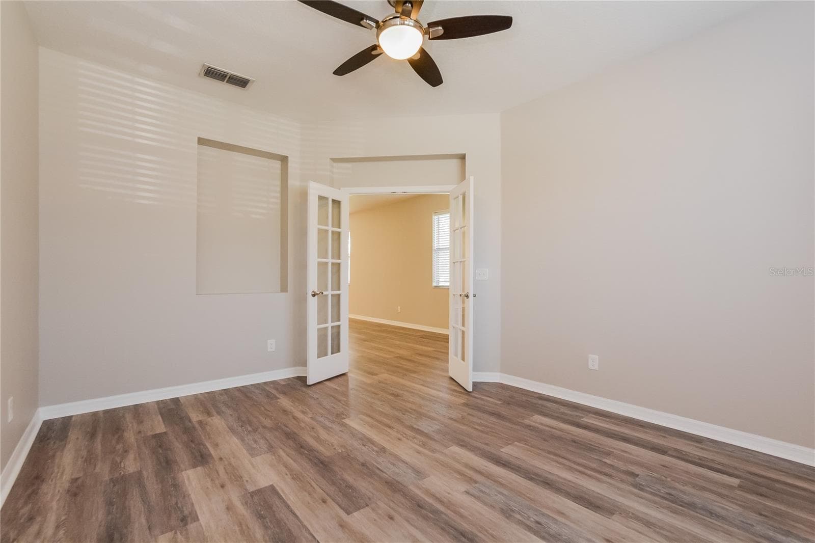 Single Family Residence at 5061 GANDROSS LN, MOUNT DORA, photo 6 of 15