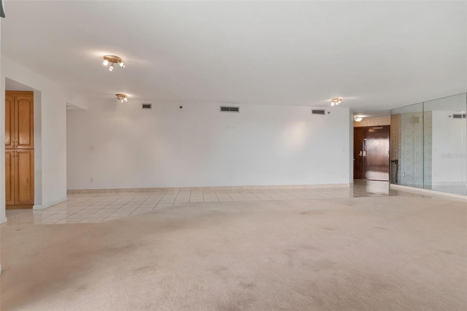 Condominium at 1660 GULF BLVD #407, CLEARWATER BEACH, photo 10 of 47