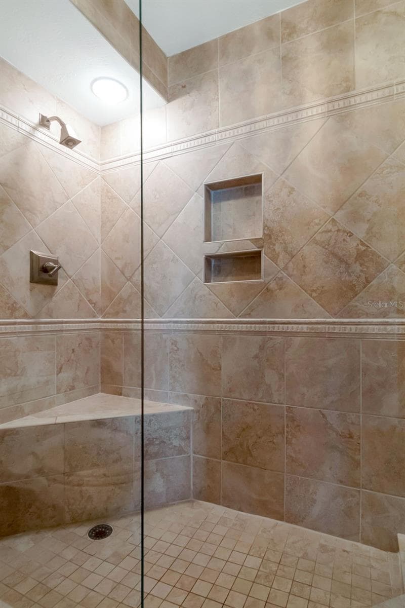 Condominium at 1660 GULF BLVD #407, CLEARWATER BEACH, photo 21 of 47