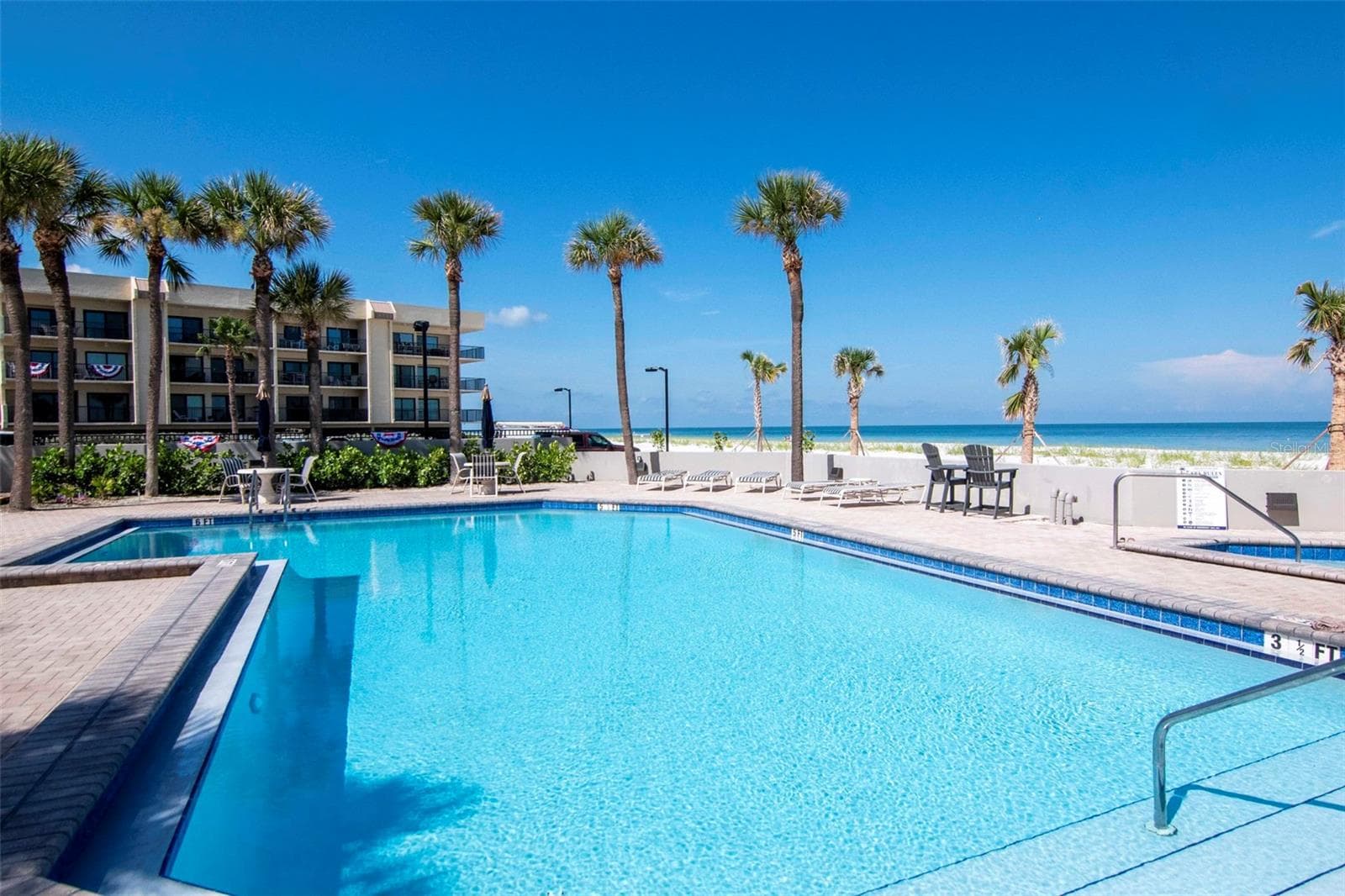 Condominium at 1660 GULF BLVD #407, CLEARWATER BEACH, photo 34 of 47