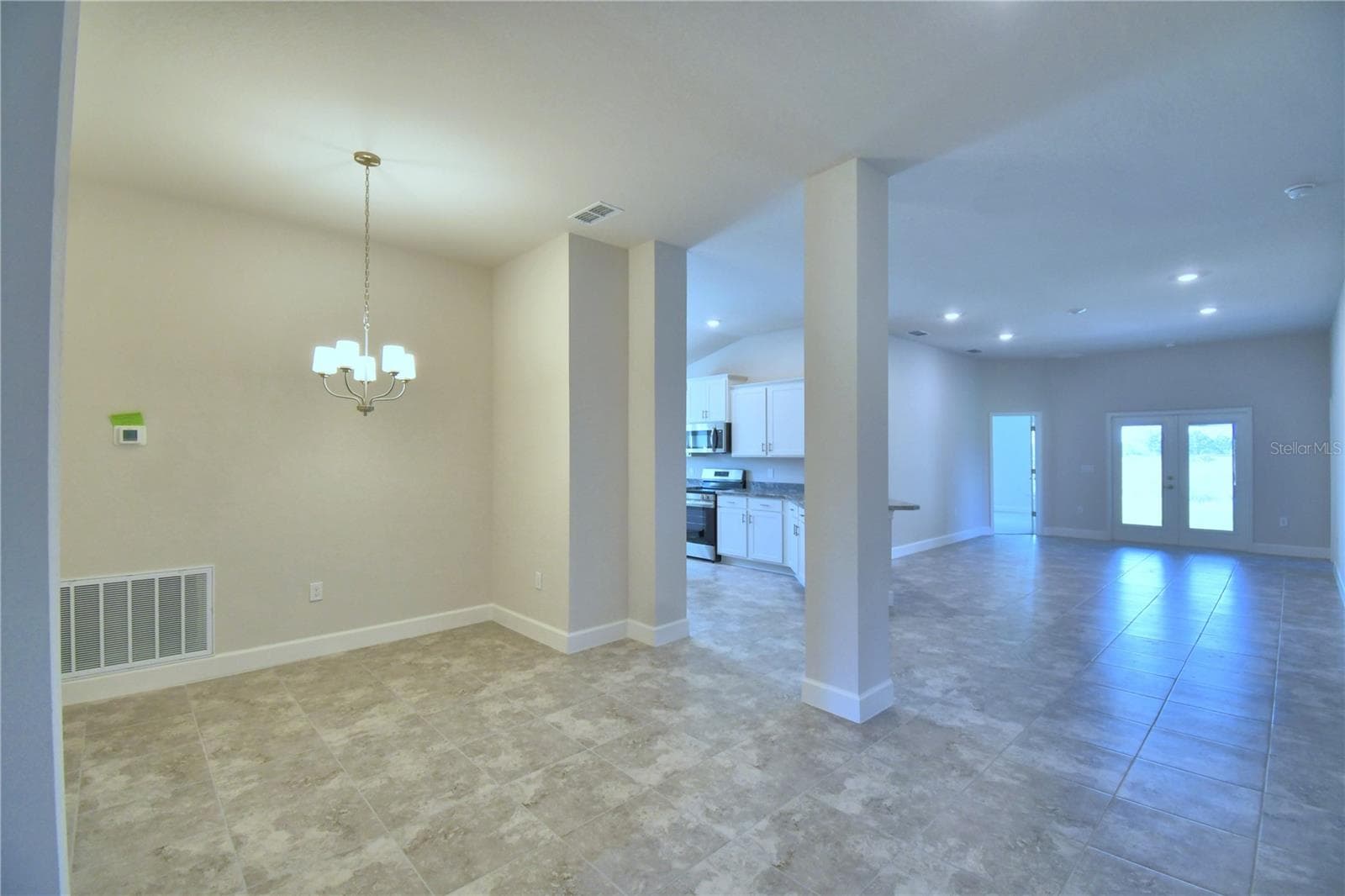 Single Family Residence at 4616 CALAMINT LN, AUBURNDALE, photo 4 of 52