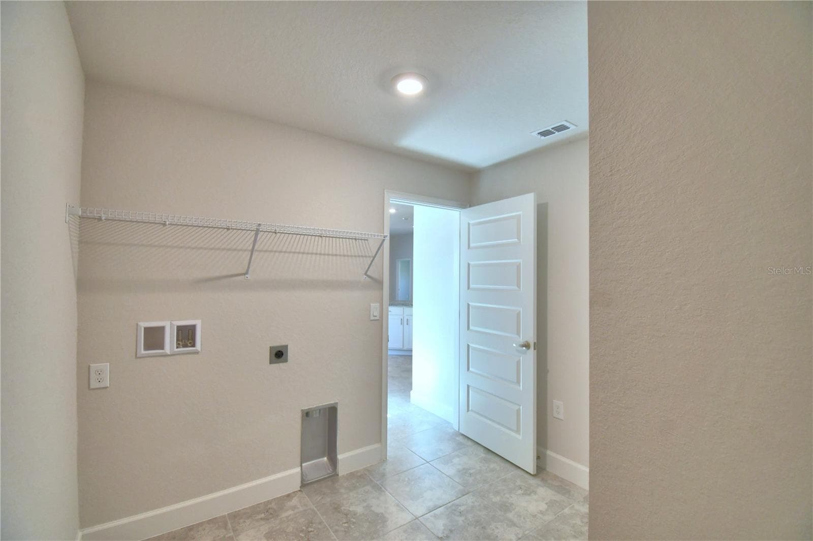 Single Family Residence at 4616 CALAMINT LN, AUBURNDALE, photo 15 of 52