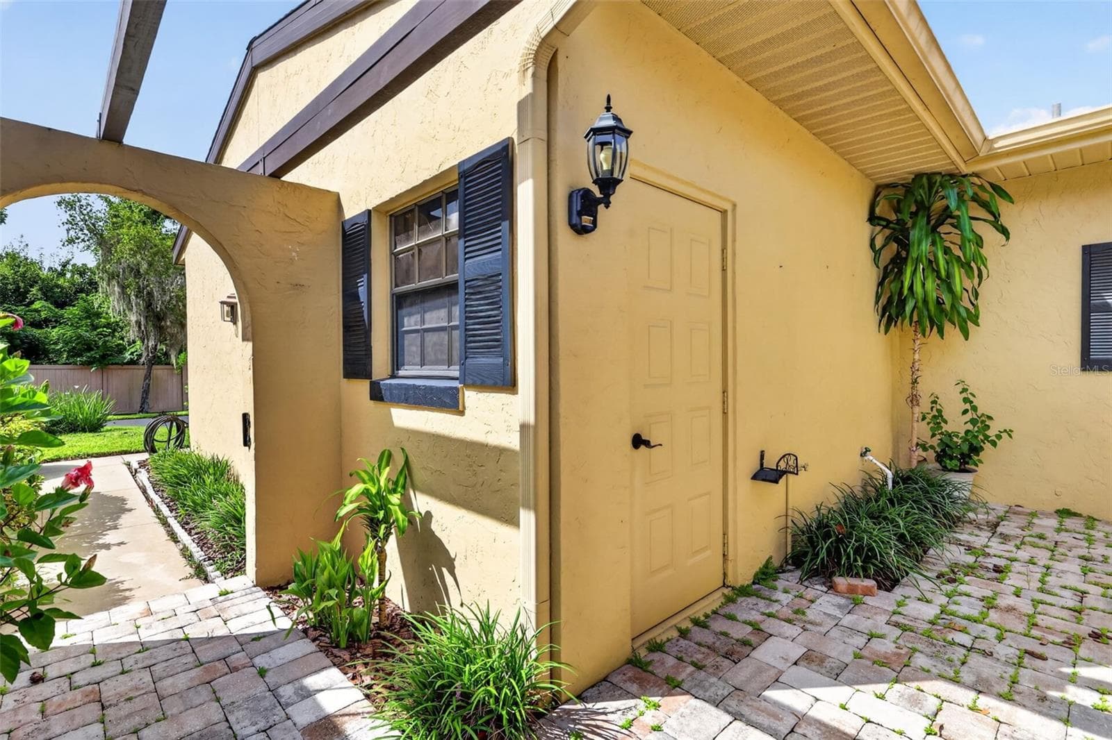 Condominium at 1111 LAKESHORE DR #C3, EUSTIS, photo 4 of 45