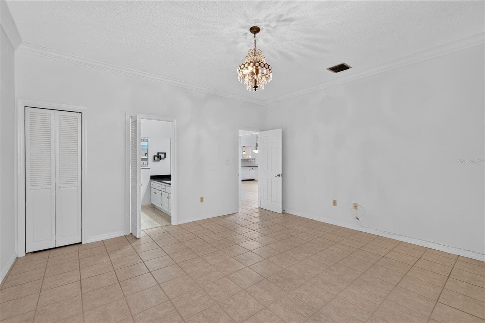 Condominium at 1111 LAKESHORE DR #C3, EUSTIS, photo 8 of 45