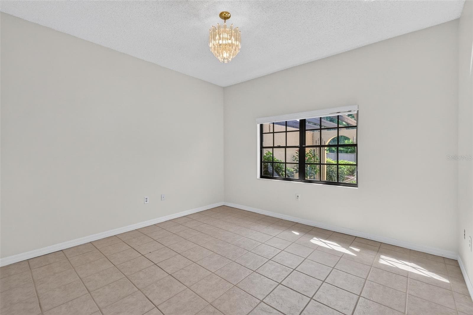 Condominium at 1111 LAKESHORE DR #C3, EUSTIS, photo 11 of 45