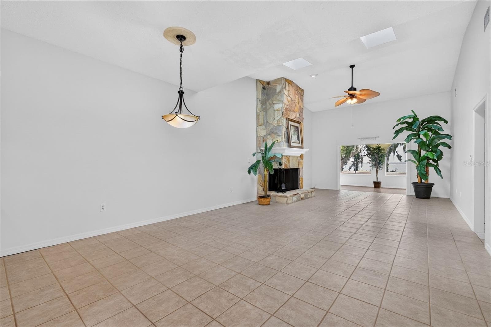 Condominium at 1111 LAKESHORE DR #C3, EUSTIS, photo 15 of 45