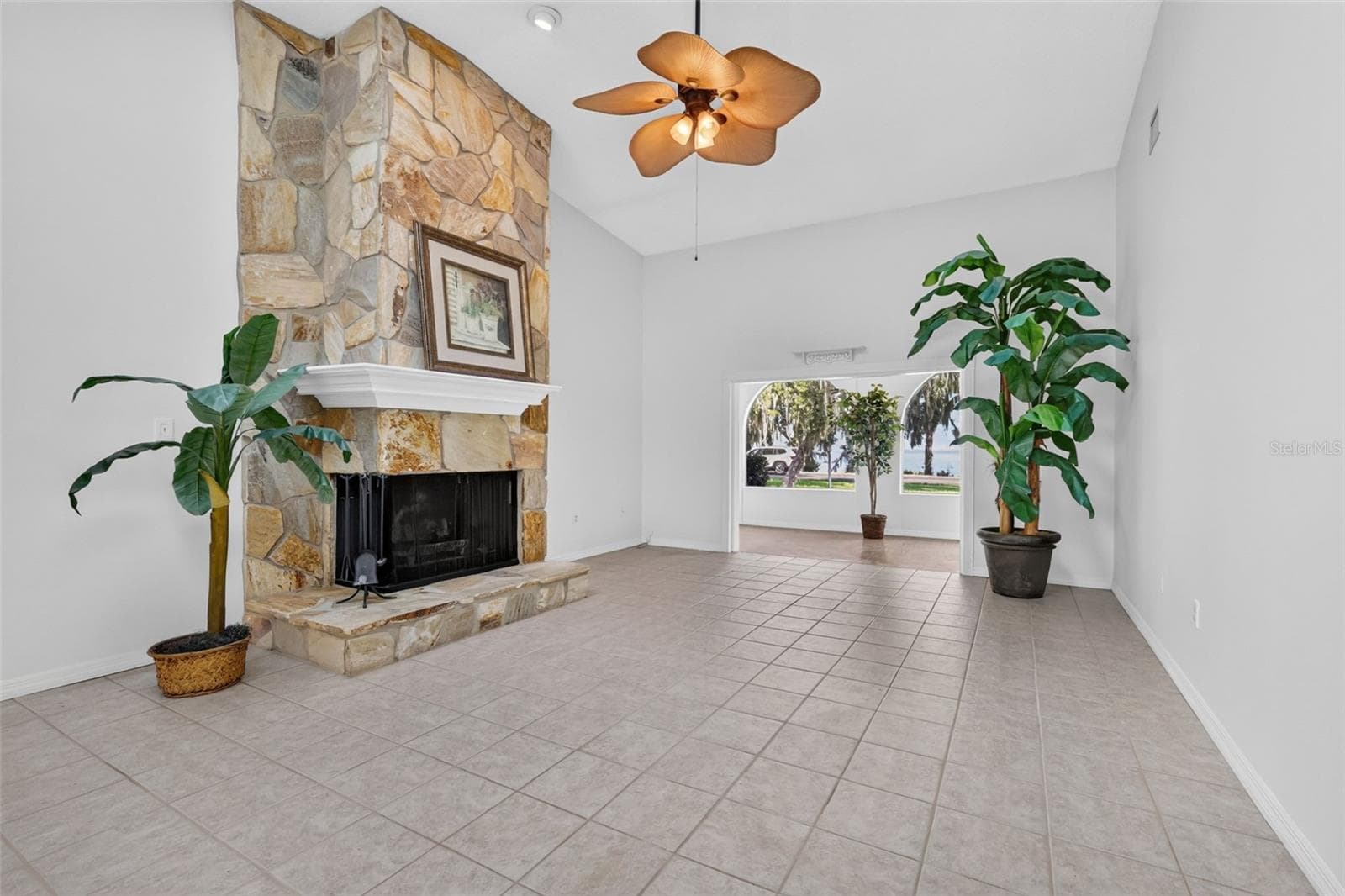 Condominium at 1111 LAKESHORE DR #C3, EUSTIS, photo 16 of 45