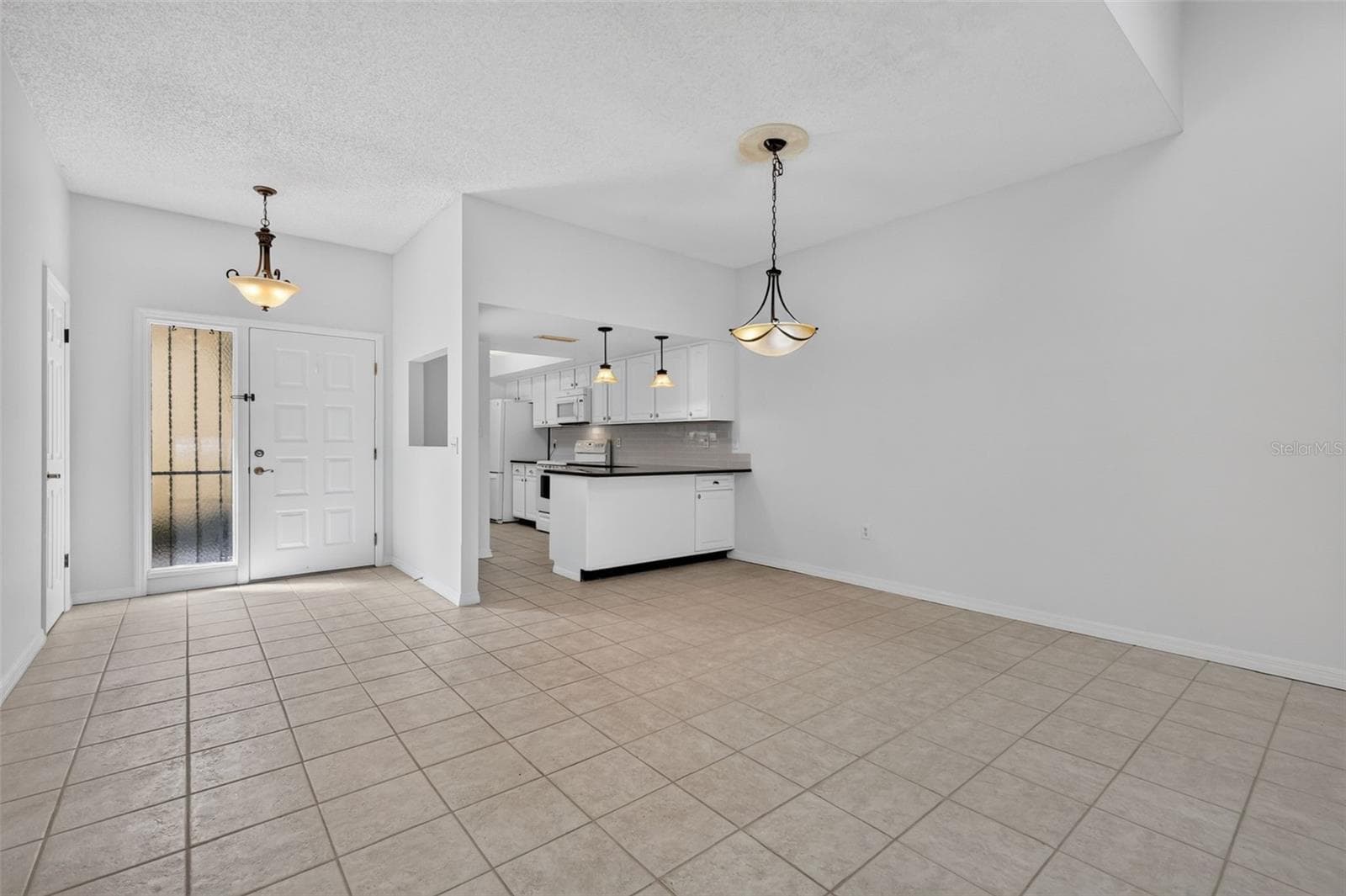 Condominium at 1111 LAKESHORE DR #C3, EUSTIS, photo 21 of 45