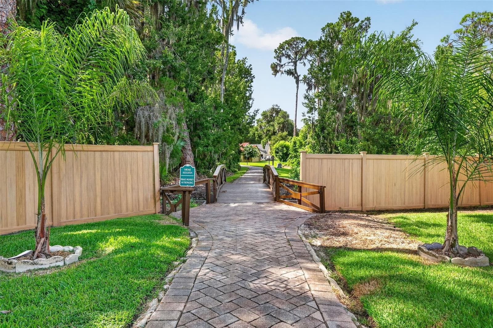 Condominium at 1111 LAKESHORE DR #C3, EUSTIS, photo 35 of 45
