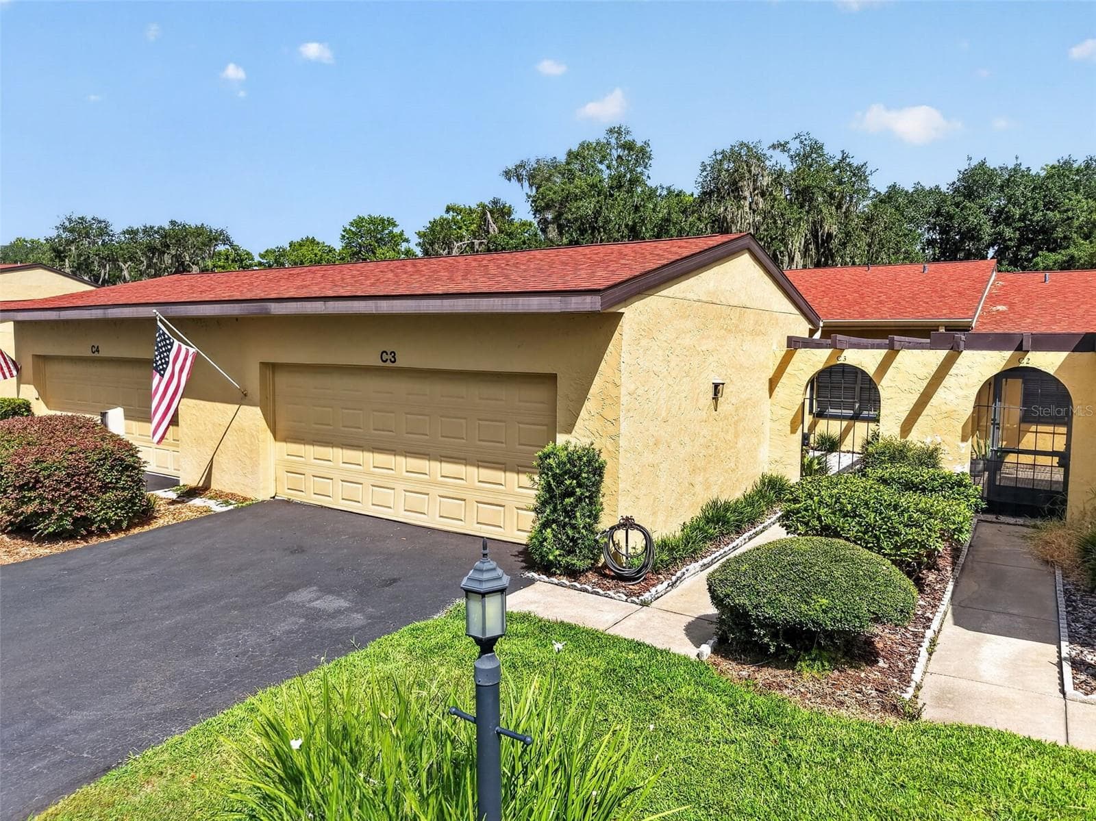 Condominium at 1111 LAKESHORE DR #C3, EUSTIS, photo 36 of 45