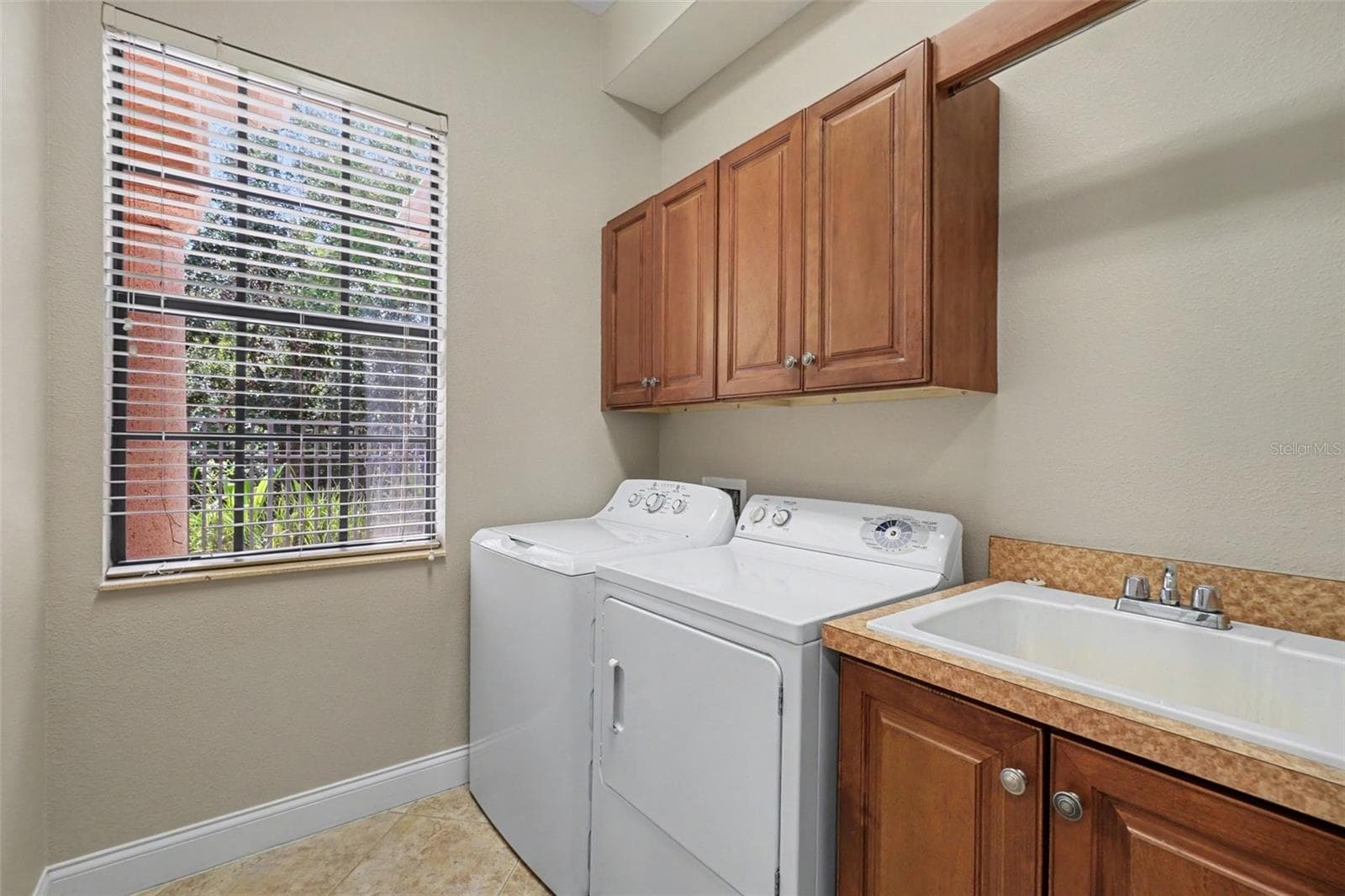 Townhouse at 6103 25TH ST E, ELLENTON, photo 21 of 38