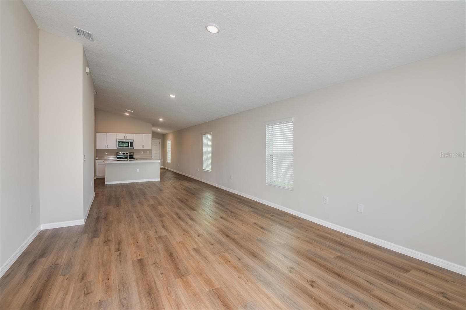Single Family Residence at 9136 BELLEVIEW FOREST PASS, DADE CITY, photo 12 of 26