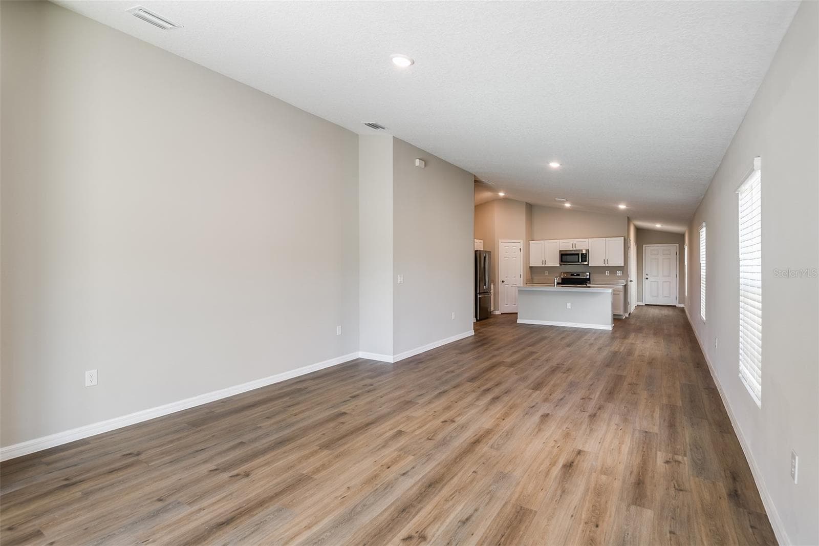Single Family Residence at 9136 BELLEVIEW FOREST PASS, DADE CITY, photo 13 of 26