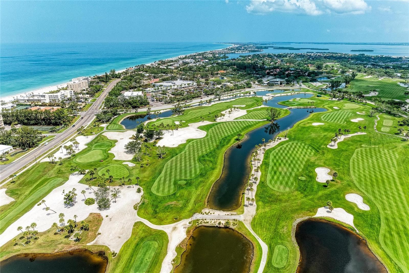 Villa at 2350 HARBOUR OAKS DR, LONGBOAT KEY, photo 61 of 85