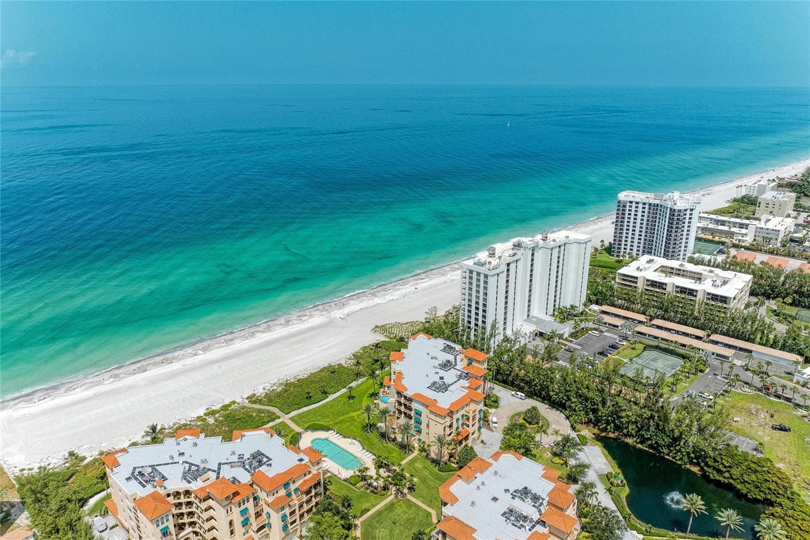 Villa at 2350 HARBOUR OAKS DR, LONGBOAT KEY, photo 62 of 85