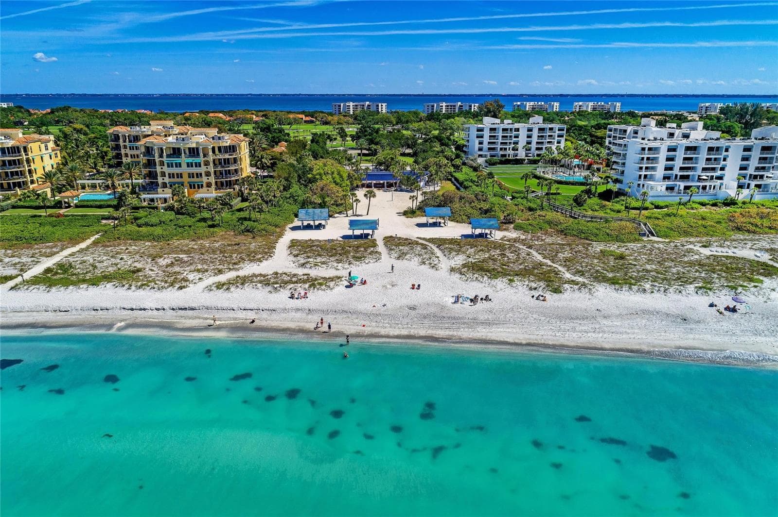 Villa at 2350 HARBOUR OAKS DR, LONGBOAT KEY, photo 69 of 85