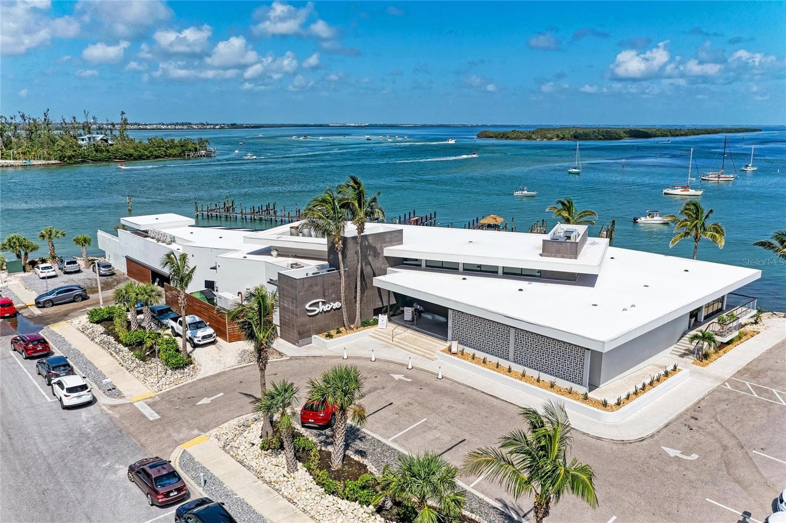 Villa at 2350 HARBOUR OAKS DR, LONGBOAT KEY, photo 70 of 85