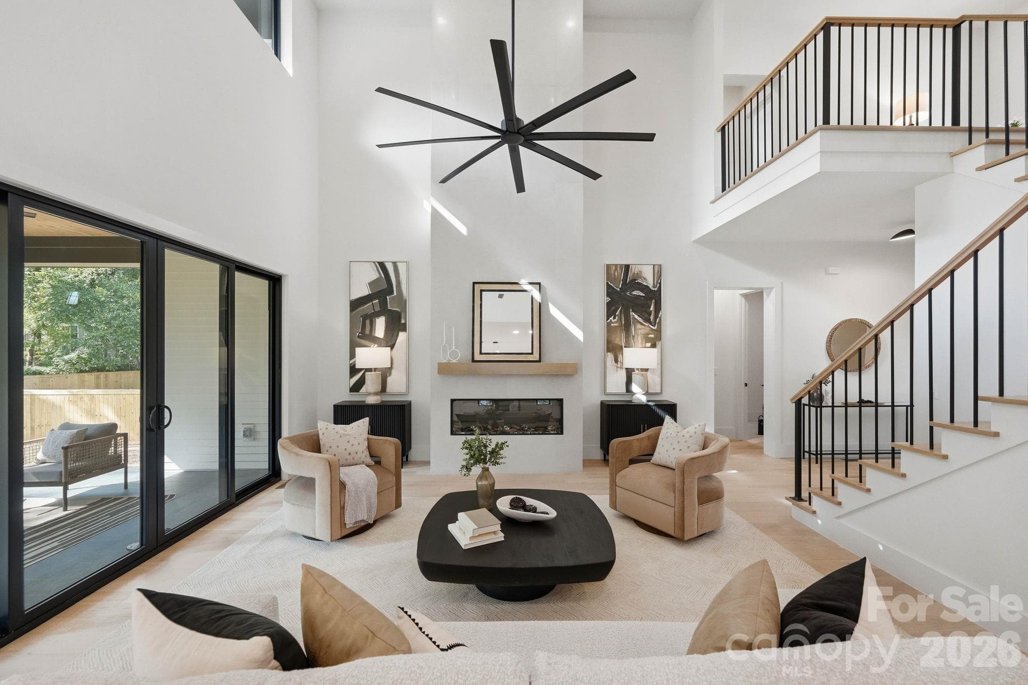 Single Family Residence at Charlotte, photo 12 of 49