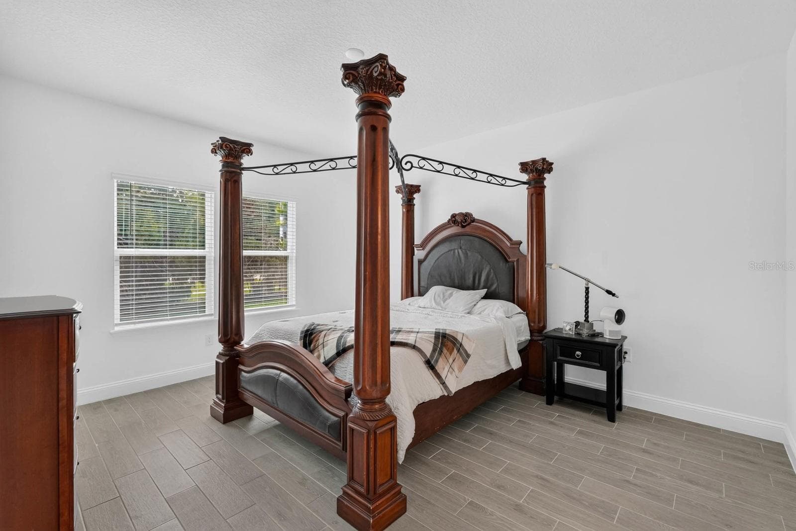 Single Family Residence at 2173 RAGLAN CIR, ORMOND BEACH, photo 17 of 44