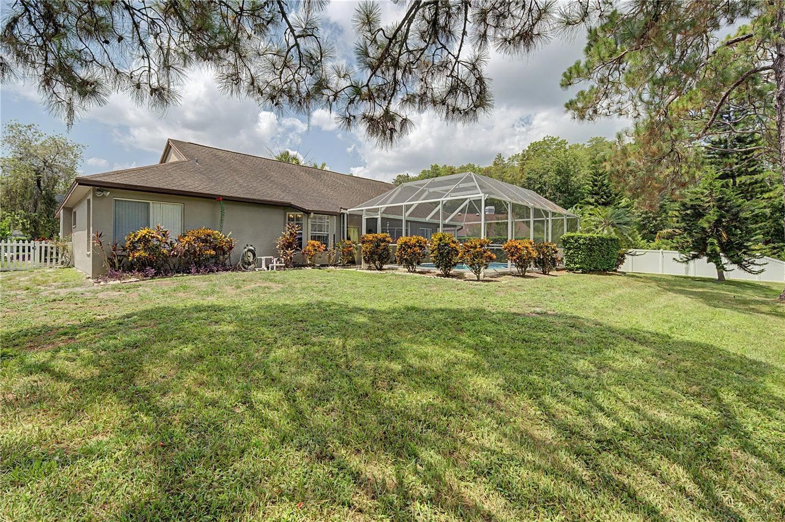 Single Family Residence at 7201 FORESTEDGE CT, NEW PORT RICHEY, photo 32 of 39